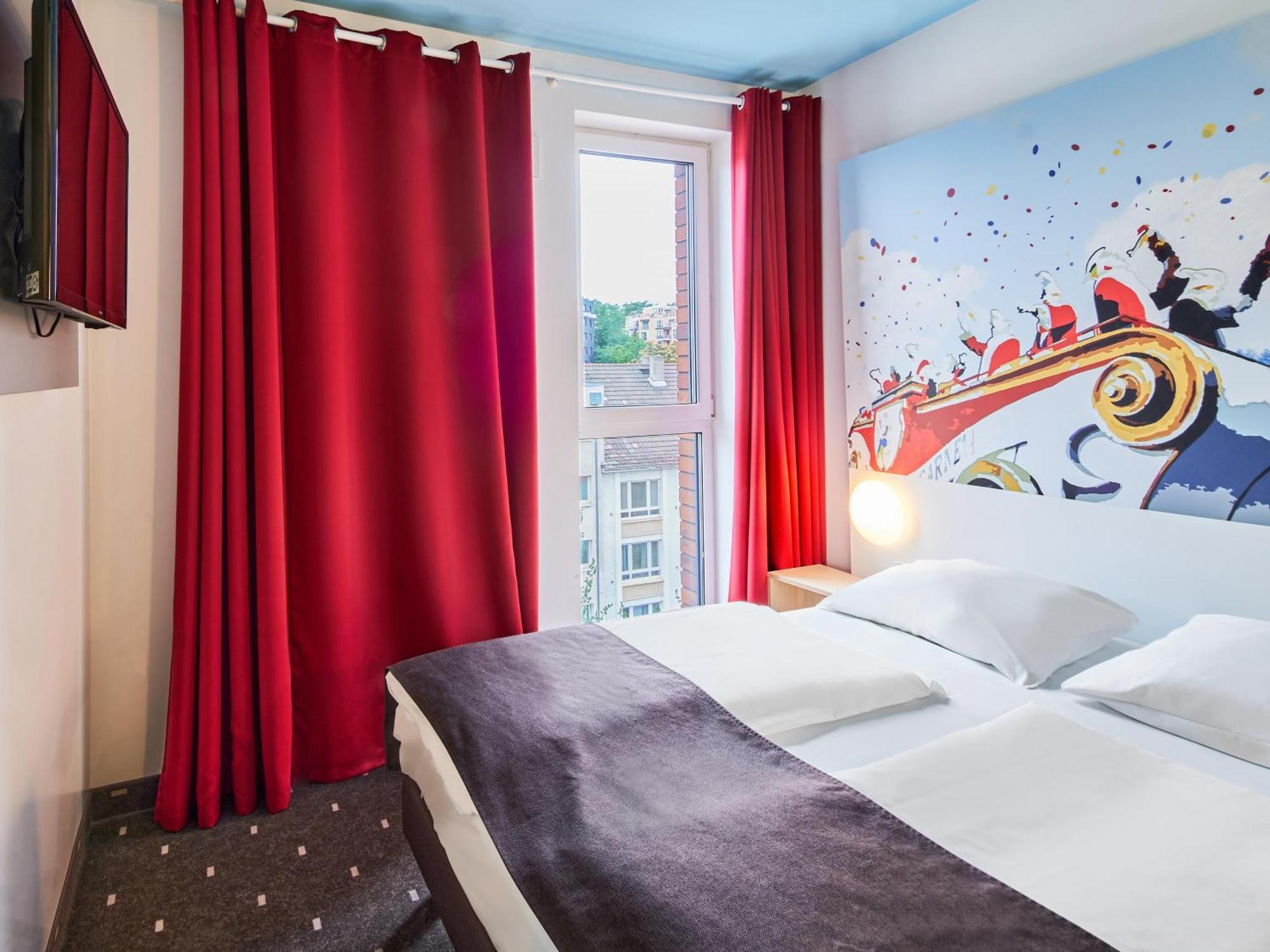 B&B Hotel Mainz-Hbf ภายนอก รูปภาพ