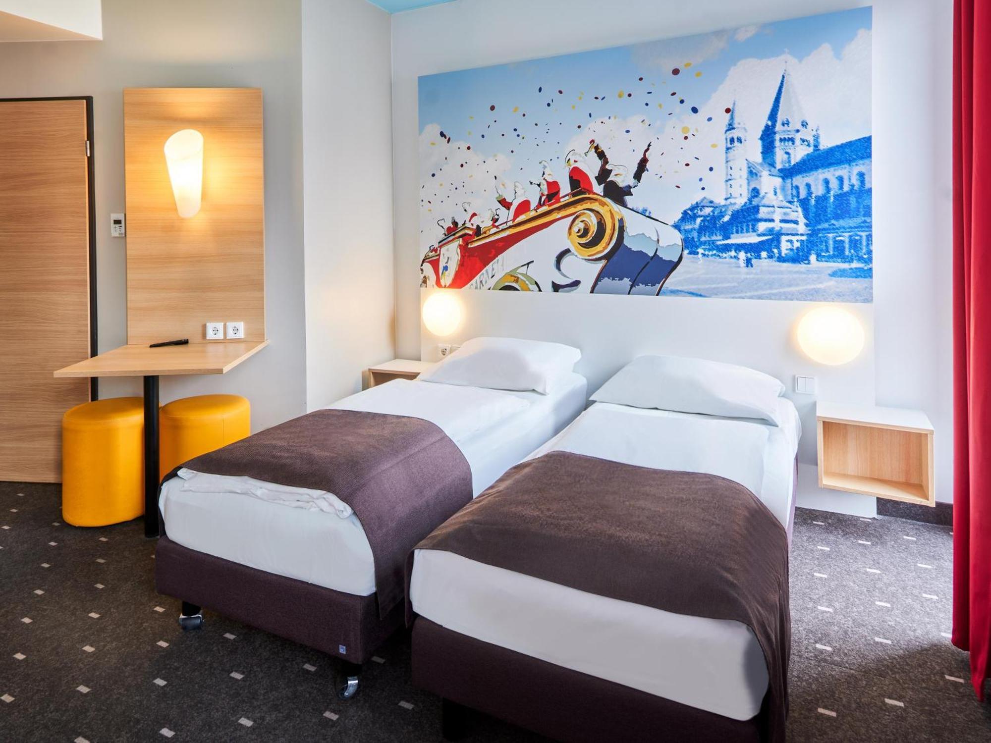 B&B Hotel Mainz-Hbf ภายนอก รูปภาพ