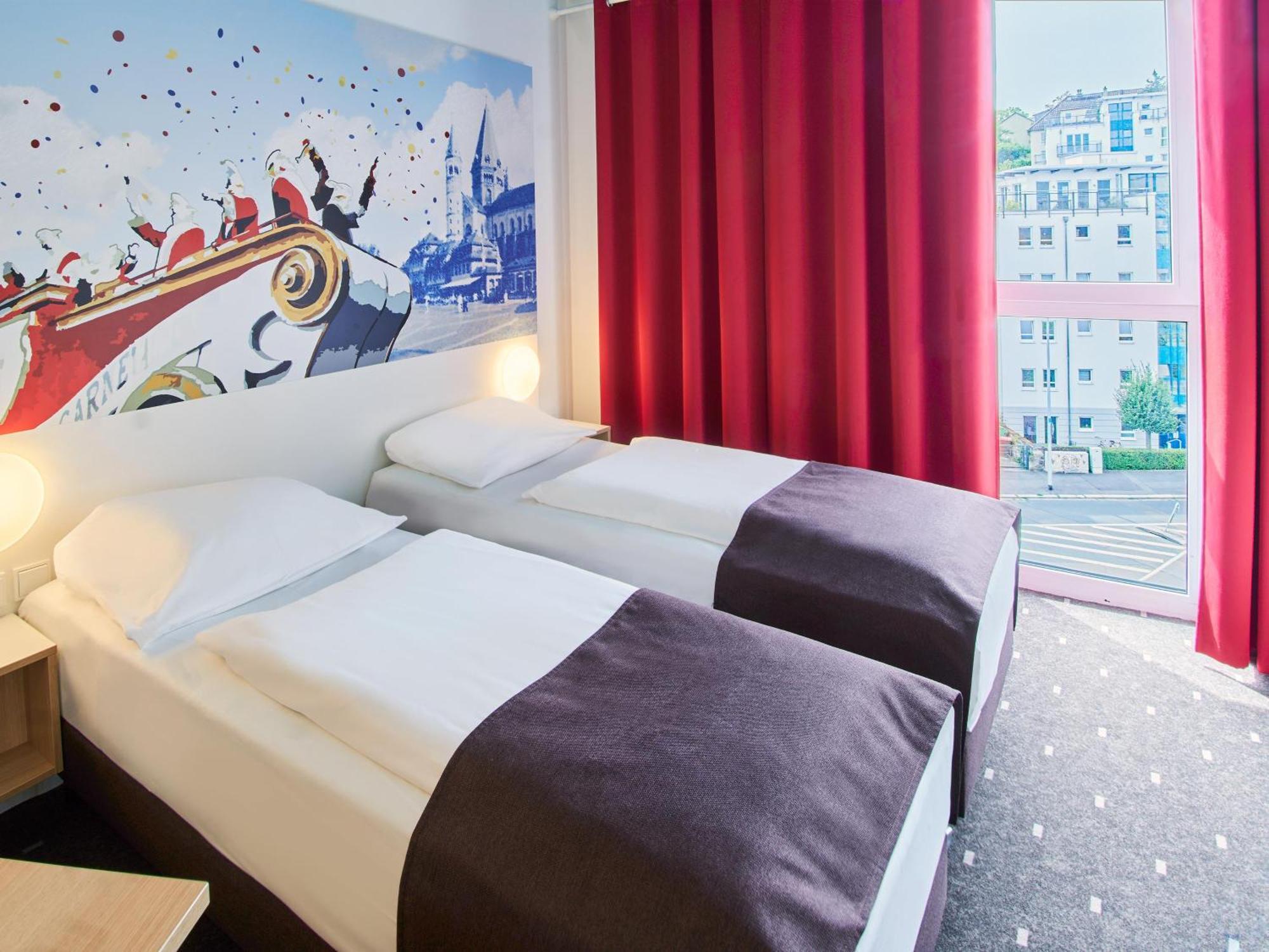 B&B Hotel Mainz-Hbf ภายนอก รูปภาพ